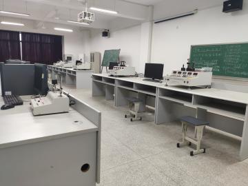 光电信息技术实验室​(一)
