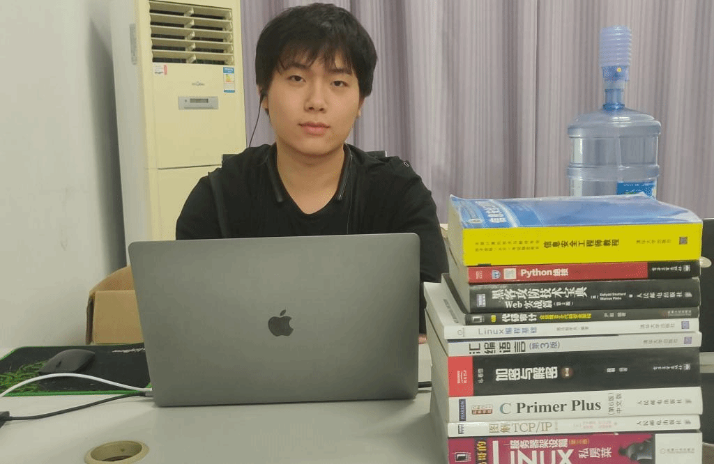 17级计算机科学与技术专业刘子轶